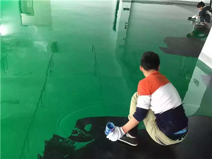 鹤山下面给你一份环氧地坪漆施工的完整流程